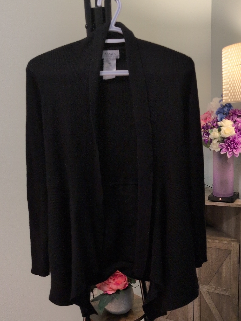 🐿️🐿️Carmen Marc Valvo Black Open-Front Knit Cardigan